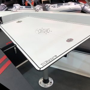 Bord med soldyna Xw63cc